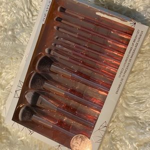 Zoe Ayla 10 piece rose gold makeup brush set